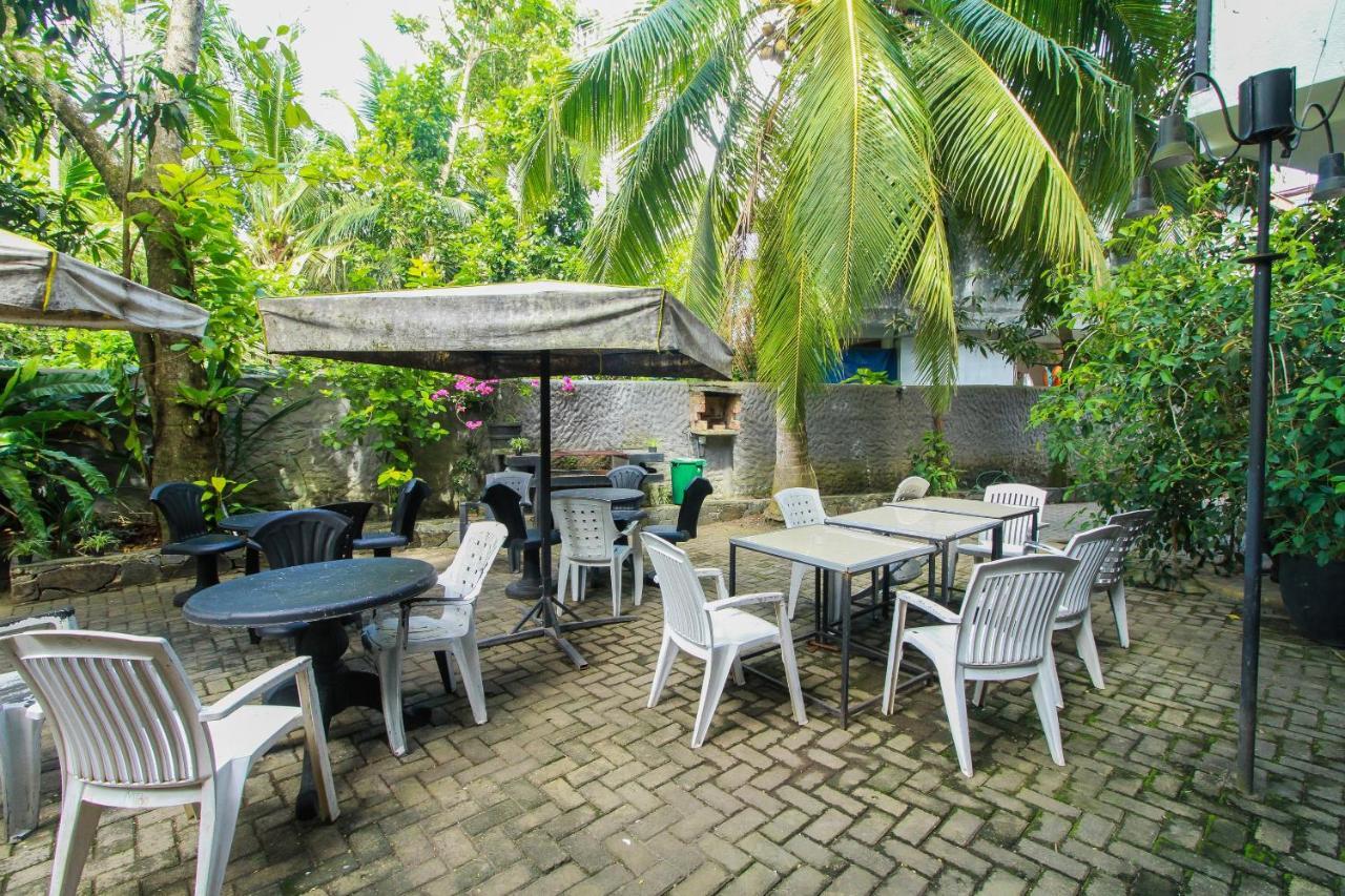 Manidi Villa Unawatuna Exteriör bild