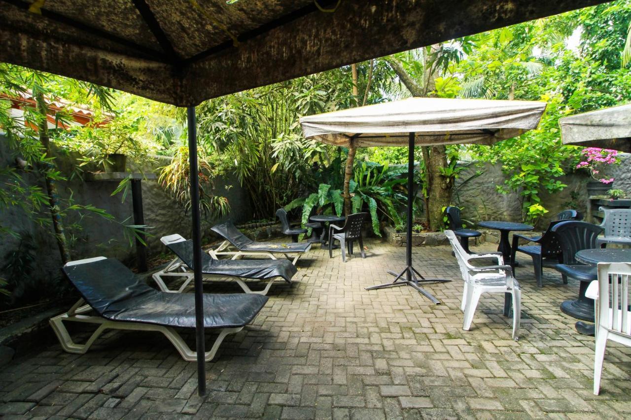 Manidi Villa Unawatuna Exteriör bild