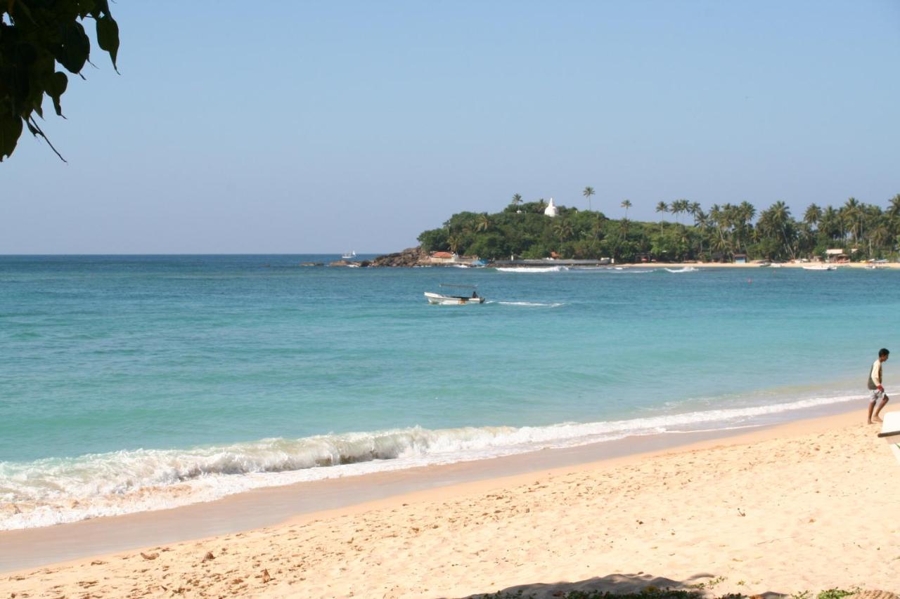 Manidi Villa Unawatuna Exteriör bild